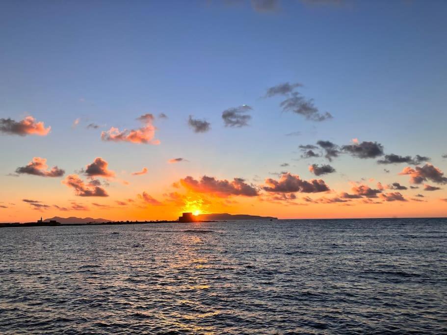 Appartamento Vista Mare Trapani Bagian luar foto